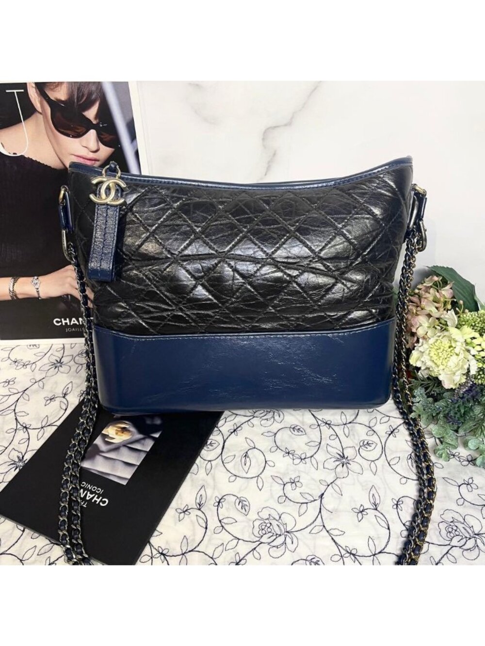 Chanel Gabriel Bicolor Quilted Shoulder - Picture 3 of 14